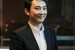 关于娱乐圈吃瓜的博主,揭秘明星幕后故事